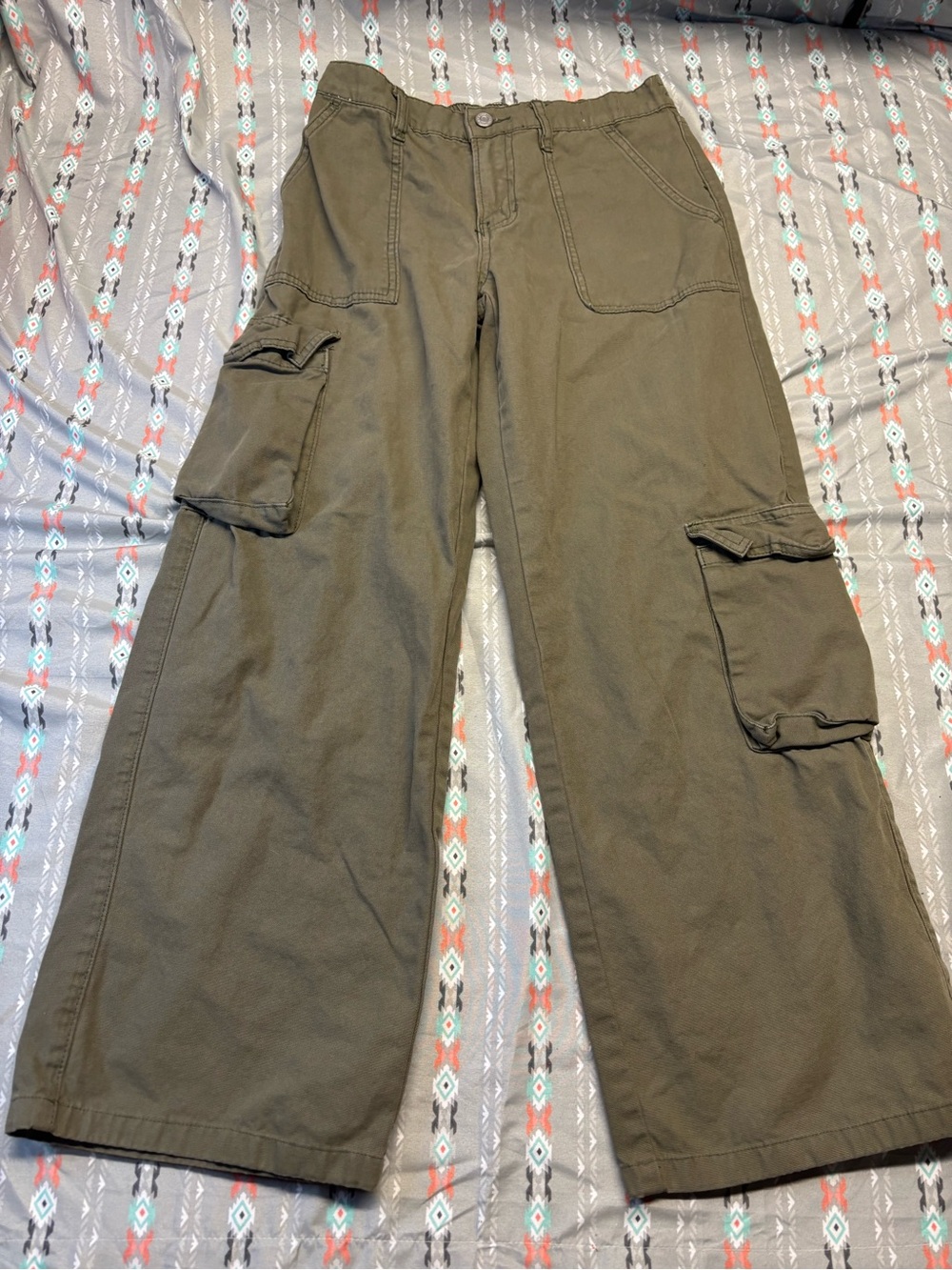 🧩PacSun Olive Green Wide-Leg Cargo Pants